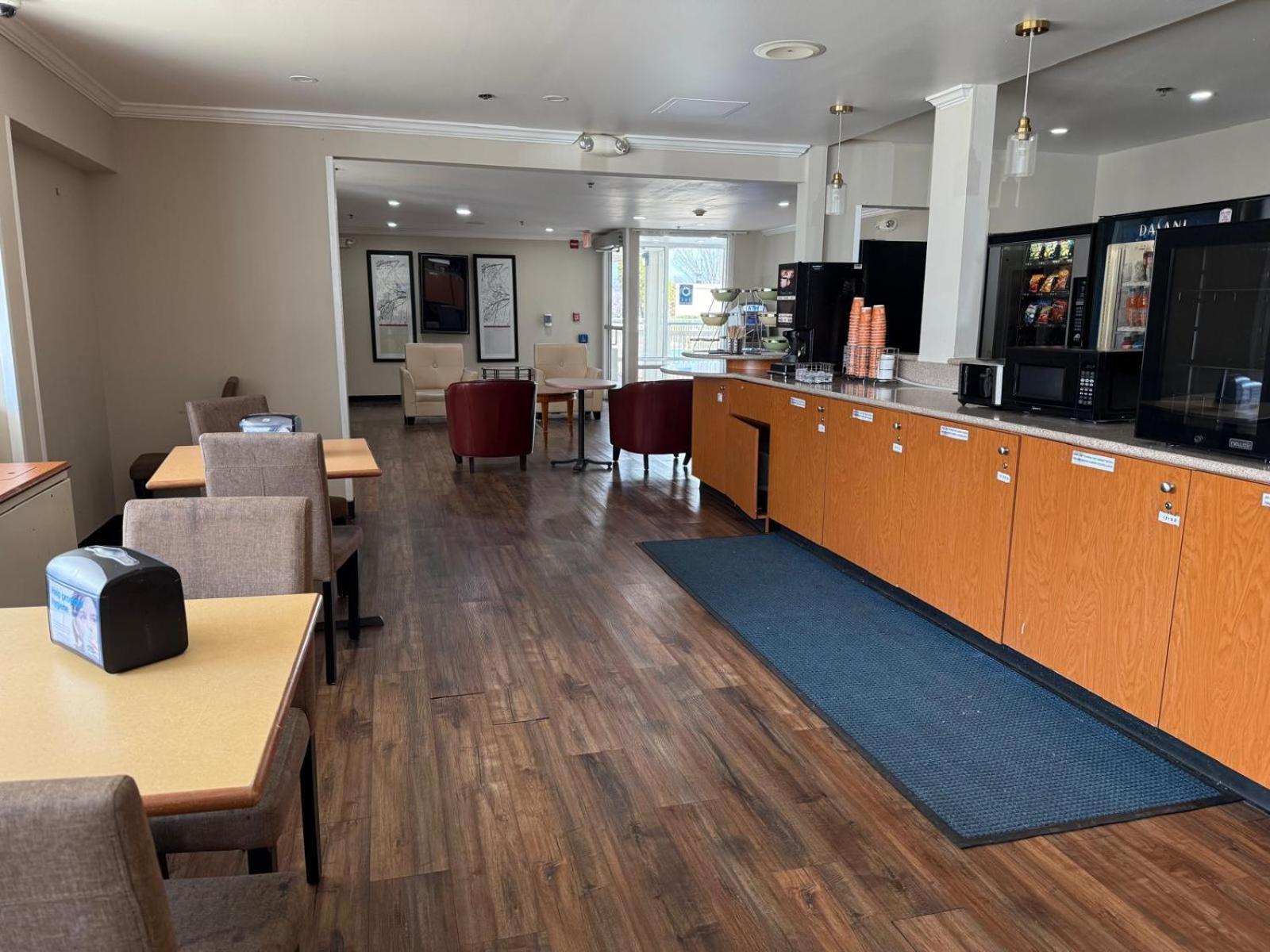 Quality Inn Newark Exterior photo